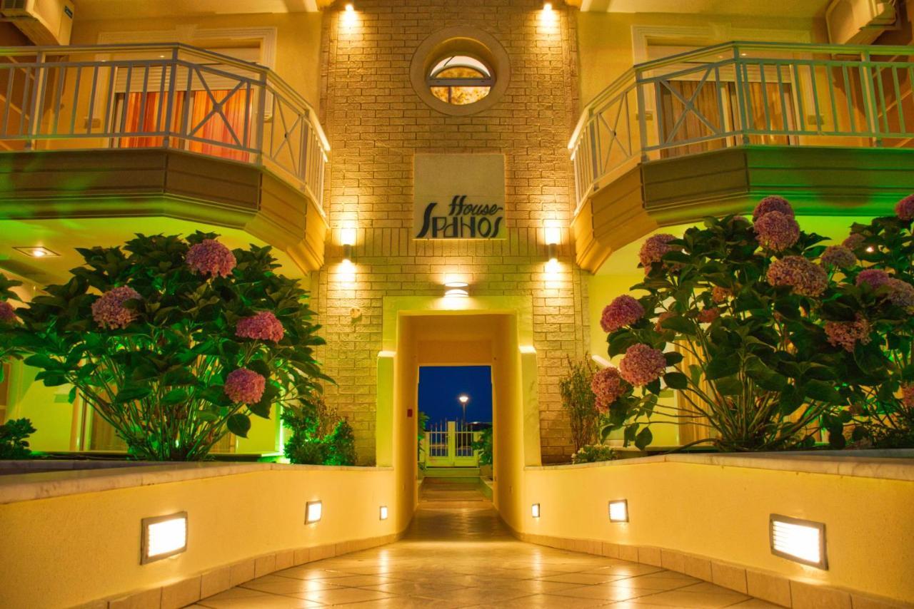 House Spanos Sarti Exterior foto